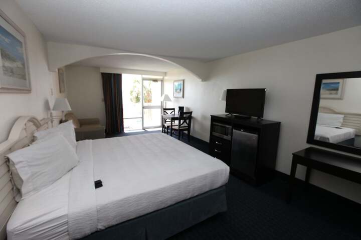 Room 28 of 54