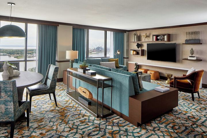 Renaissance Mobile Riverview Plaza Hotel