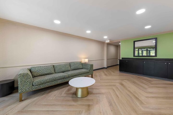 Extended Stay America Suites Ft. Lauderdale Cyp Crk NW 6th Wy
