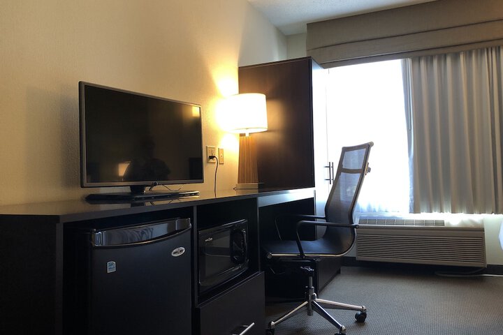 Room 10 of 72