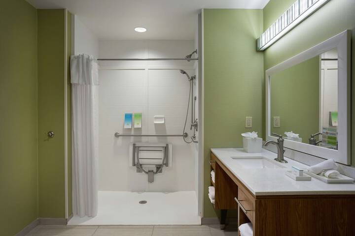Room 14 of 29