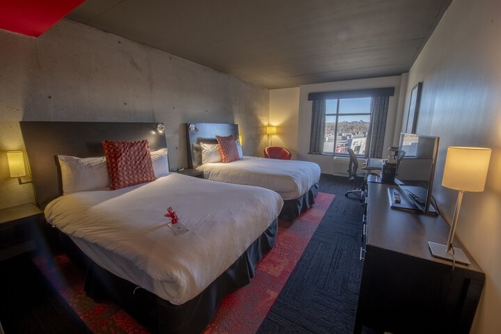 Room 35 of 61