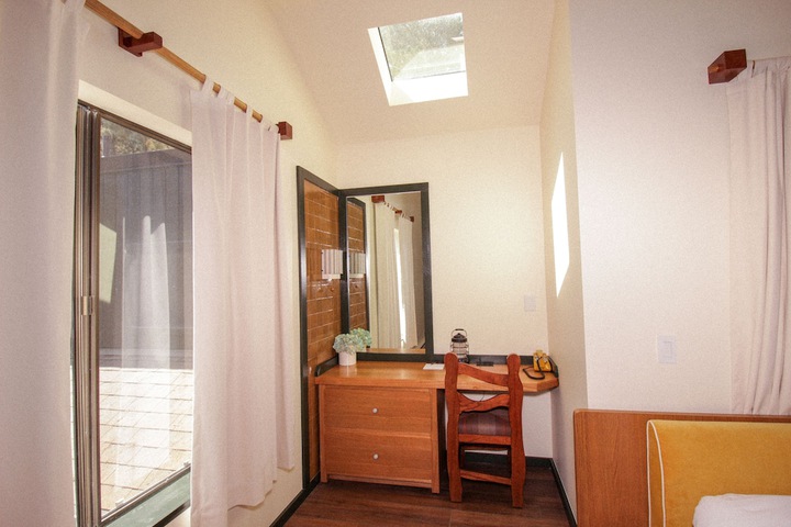 Room 25 of 64