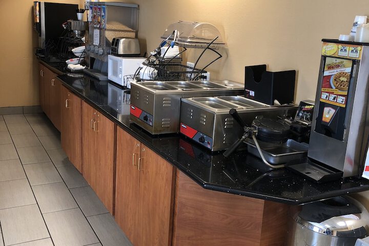 Breakfast/Coffee Service 21 of 27
