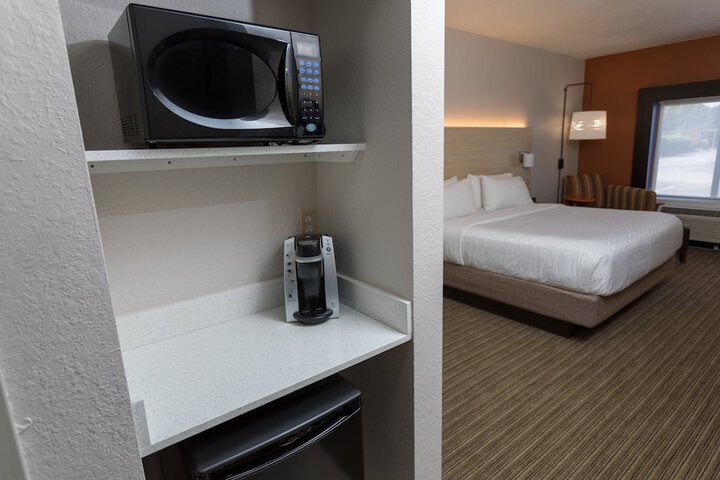 Holiday Inn Express Hotel & Suites Athens by IHG