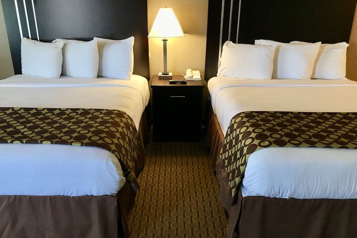 Room 11 of 29