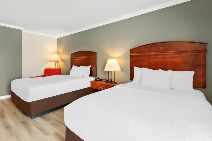 Quality Inn Edison-New Brunswick