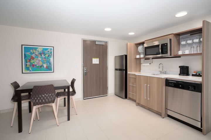 Home2 Suites by Hilton Omaha UN Medical Center Area