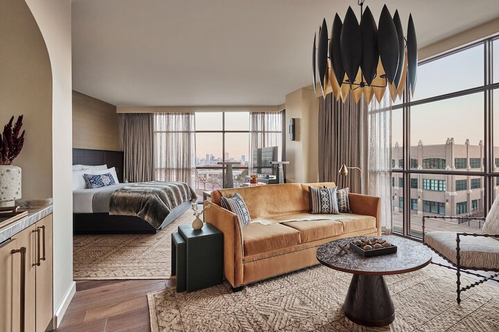 Bowie House Auberge Collection