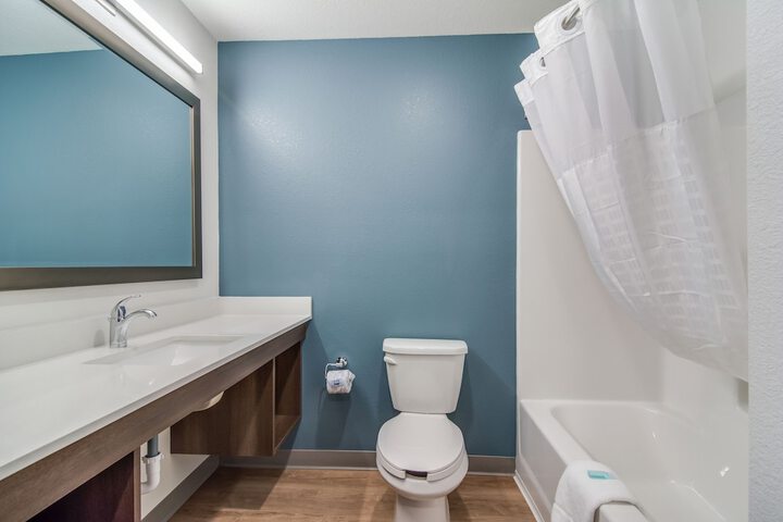 WoodSpring Suites Linden