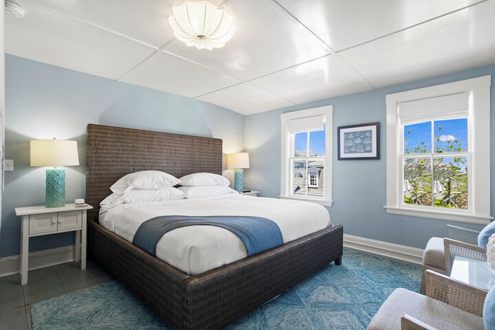 Room 186 of 218