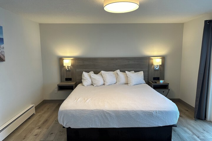 Room 48 of 124