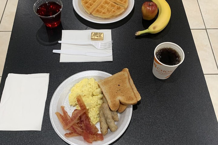 Breakfast/Coffee Service 36 of 44