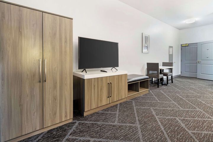 Room 12 of 40