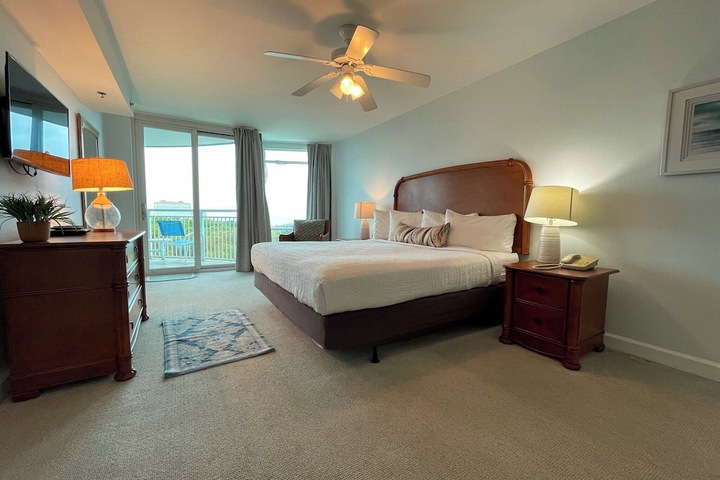 Room 44 of 66