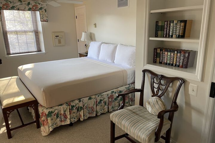 Room 60 of 93