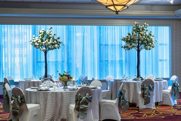 Ballroom/Hall 66 of 86