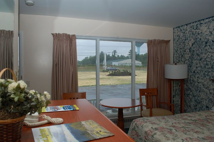 Room 30 of 61