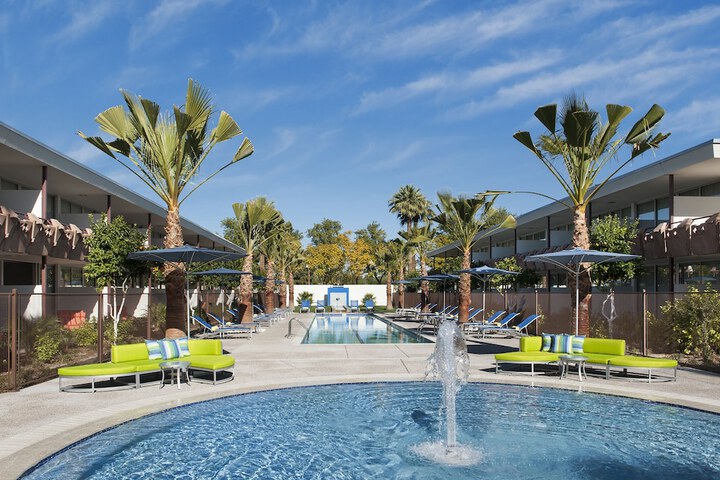 Hotel Valley Ho