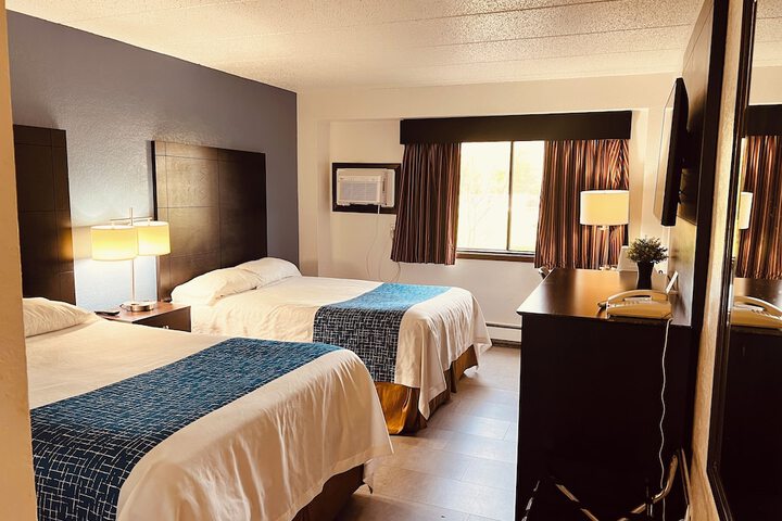 Room 72 of 95