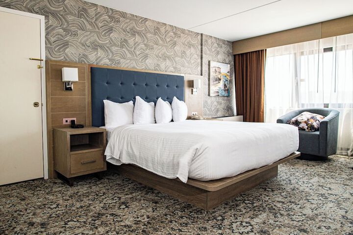 Room 4 of 22