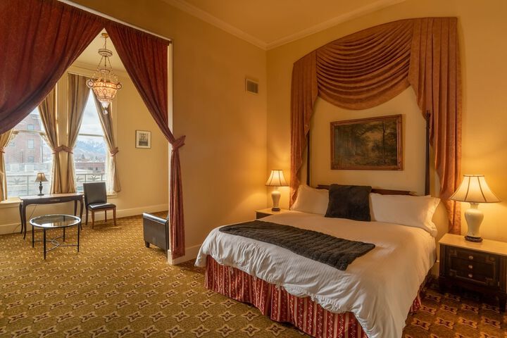 Geiser Grand Hotel