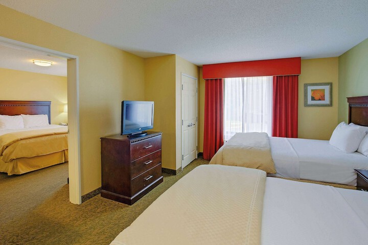 Room 34 of 42