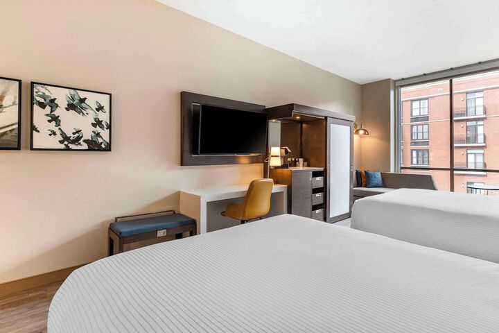 Room 16 of 58