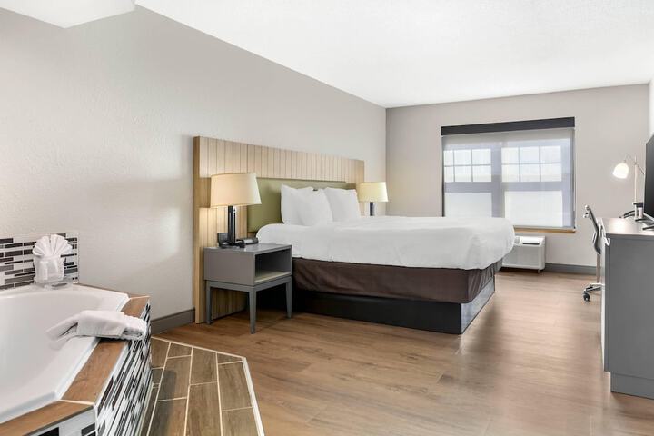 Country Inn & Suites by Radisson Georgetown, KY