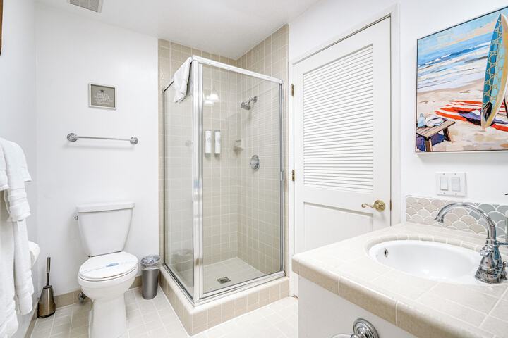 Swim Golf & Relax: Luxe Townhome in Aptos