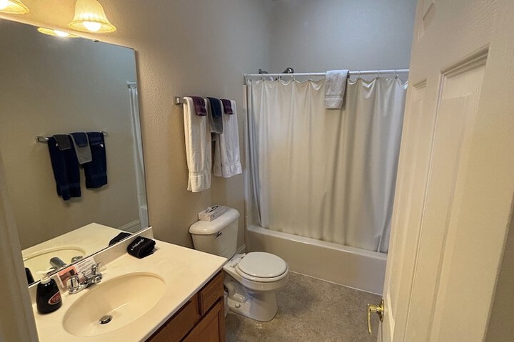 Hermann Crown Suites