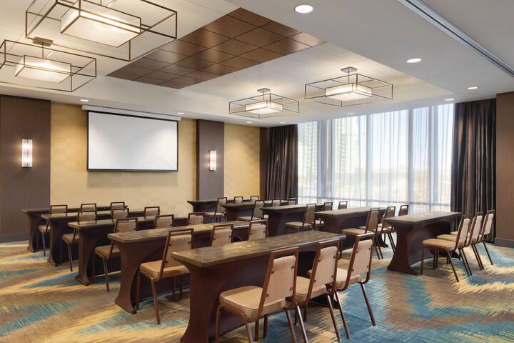 Hilton Garden Inn Calgary Downtown