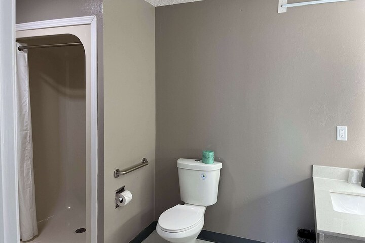 Studio 6 Suites - Lafayette IN