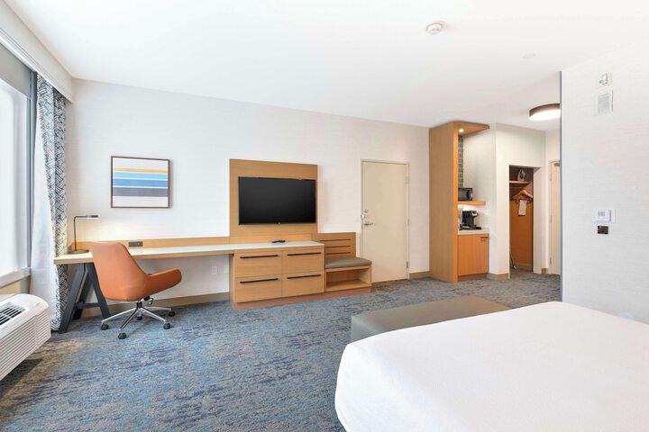 Room 28 of 50