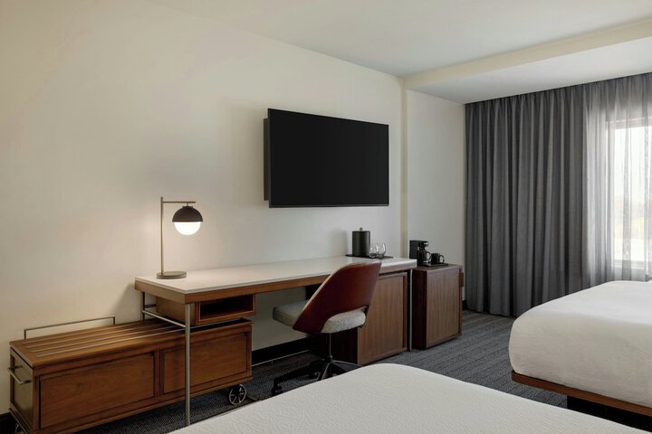 Courtyard by Marriott Starkville MSU at the Mill