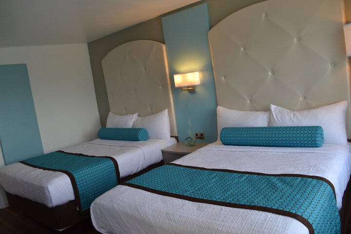 Room 21 of 43