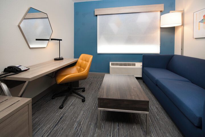 Holiday Inn Express Hotel & Suites Canyon by IHG