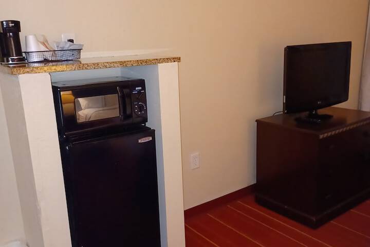 Room 18 of 22
