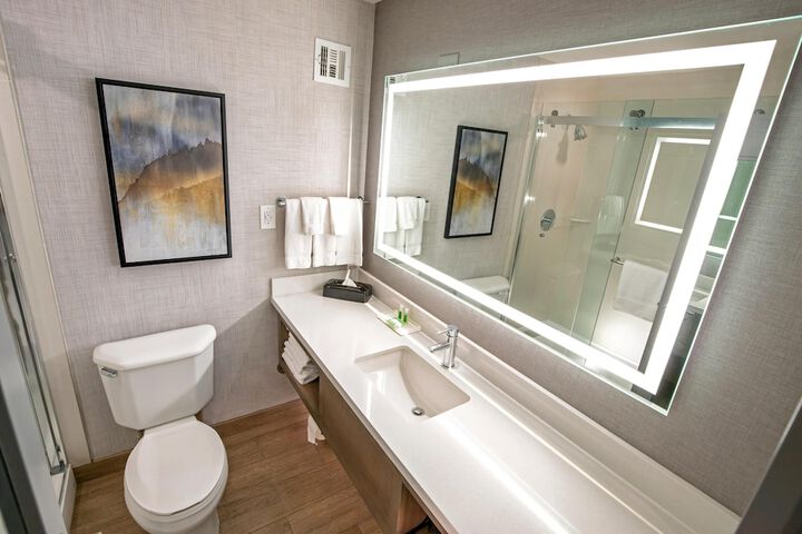 DoubleTree by Hilton Buena Park