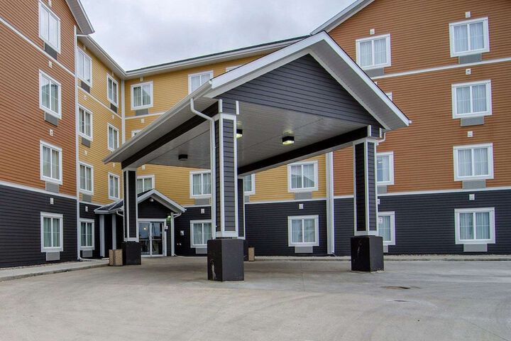Hotel 8 of 55