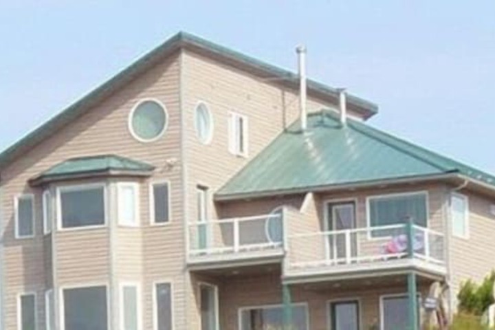 Hotel 3 of 130