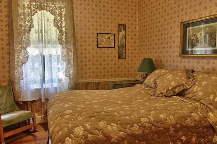 Room 15 of 39