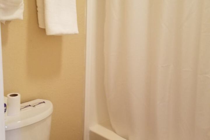 Room 20 of 54
