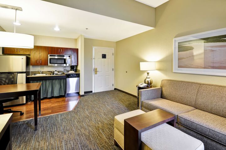 Room 14 of 35