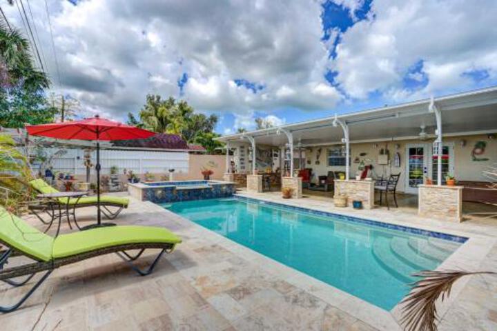 Breezy Naples Home with Private Outdoor Pool