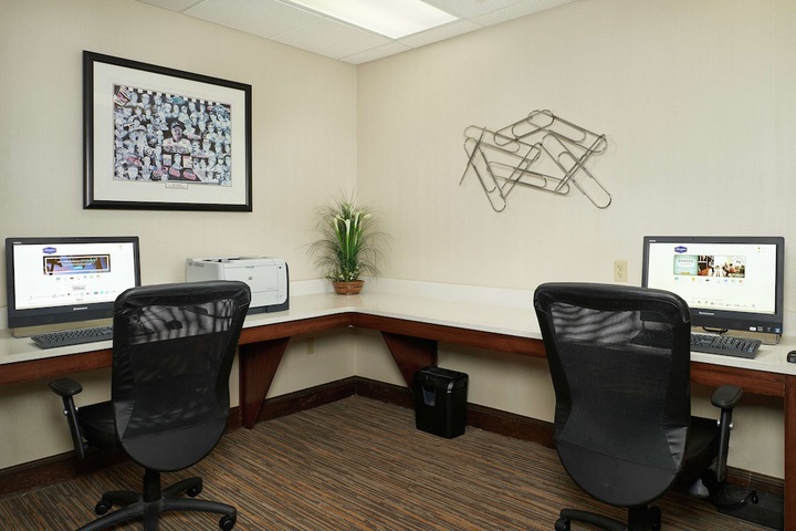 Business Center 57 of 58