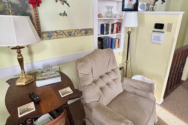 The Wellington Cottage