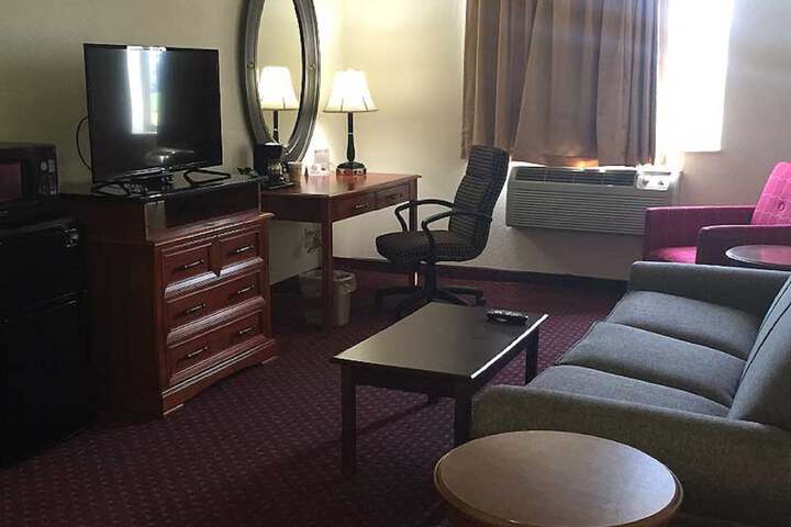 Room 21 of 27
