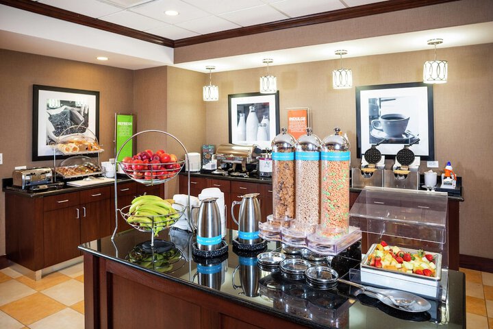 Breakfast/Coffee Service 63 of 70