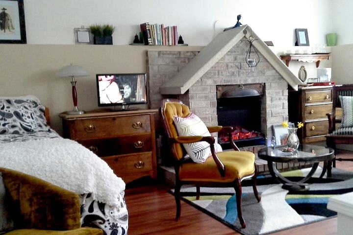 Room 12 of 17
